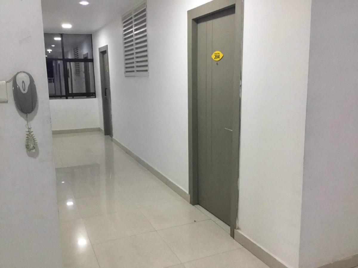 La Riviera Suites Madhapur Hyderabad Exteriör bild